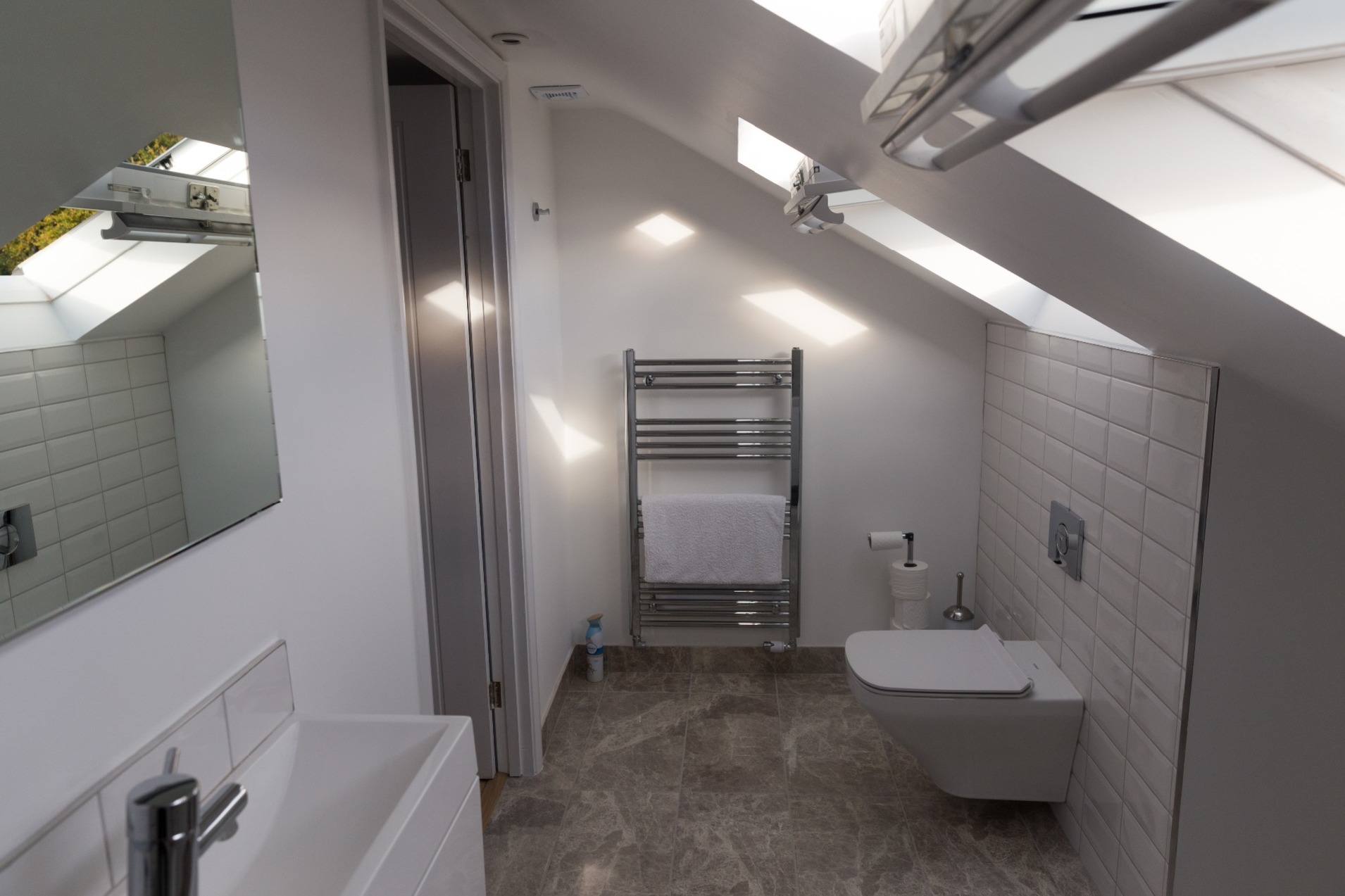 Dormer loft conversion bathroom, Maidenhead